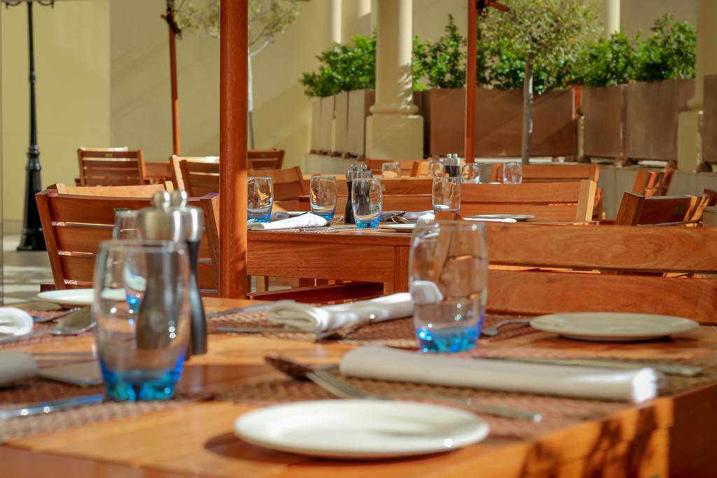 קייפטאון Hotel Le Vendome מראה חיצוני תמונה Restaurant interior